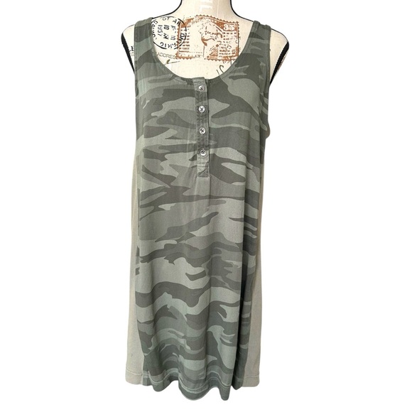 Splendid women’s sleeveless camo midi dress size small - Picture 1 of 8